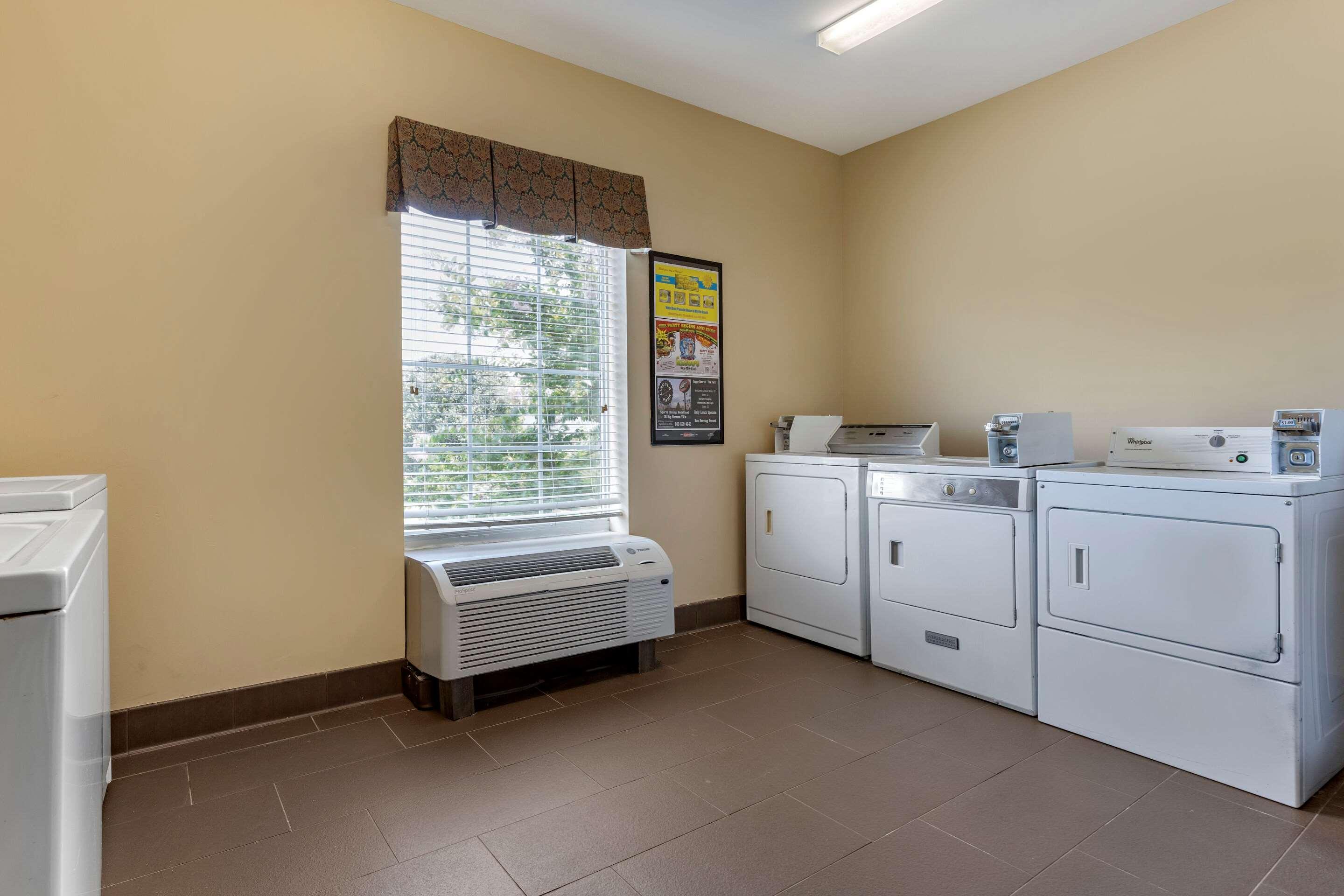 Comfort Suites Myrtle Beach Central Екстер'єр фото