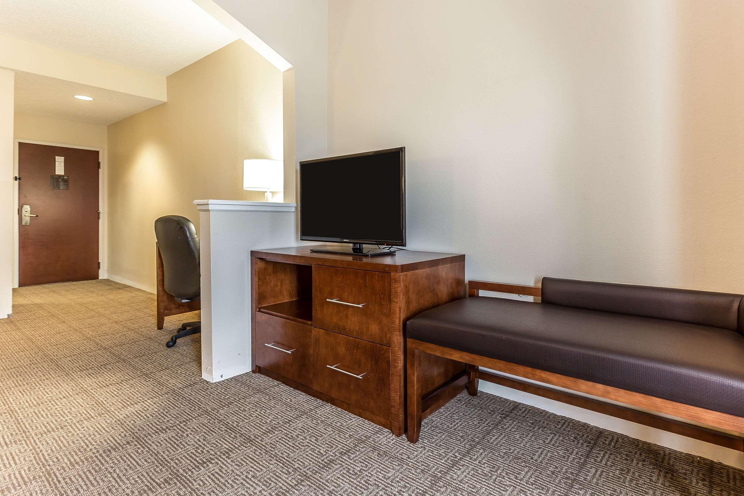 Comfort Suites Myrtle Beach Central Екстер'єр фото